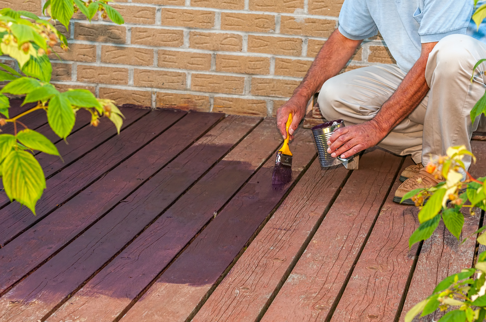 Deck Staining vs. Painting: Which Is Right for Your Outdoor Space?