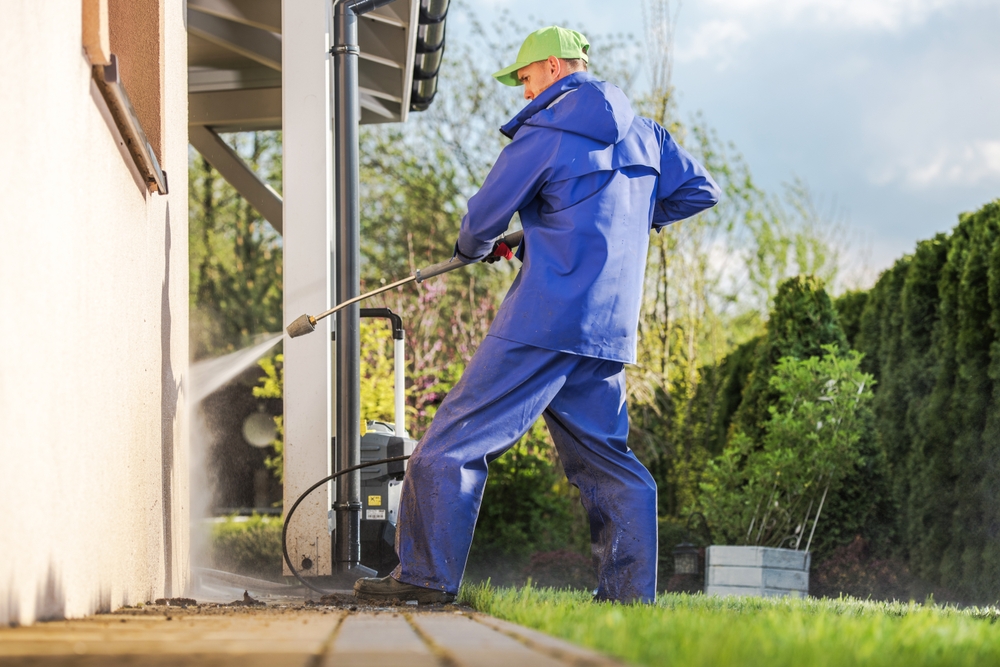 Should I Pressure Wash My House Before Painting? Understanding the Pressure Wash Prep 